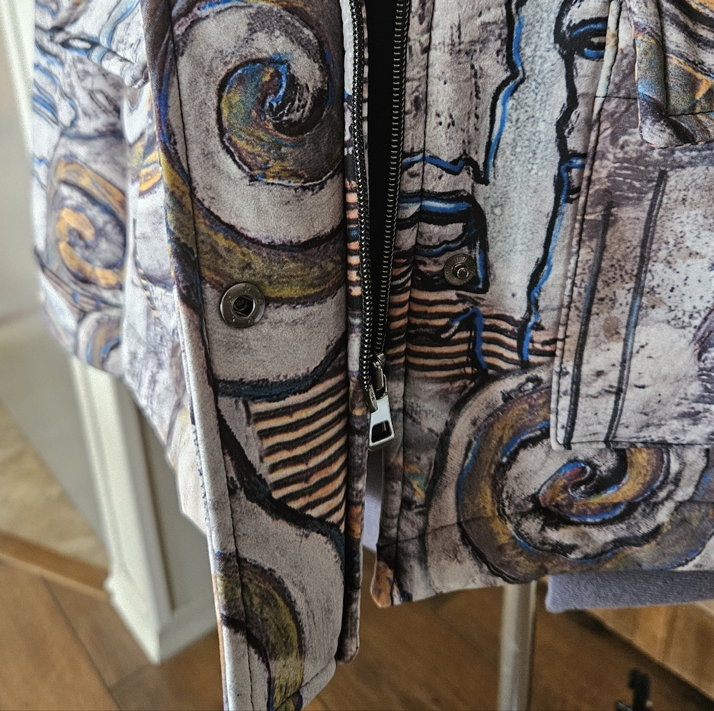 Dolcezza Artistic Patterned Jacket. - Picture 5 of 10